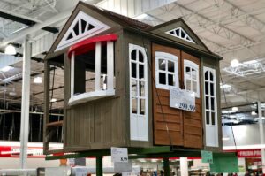 KidKraft Cedar Summit Country Vista in Costco